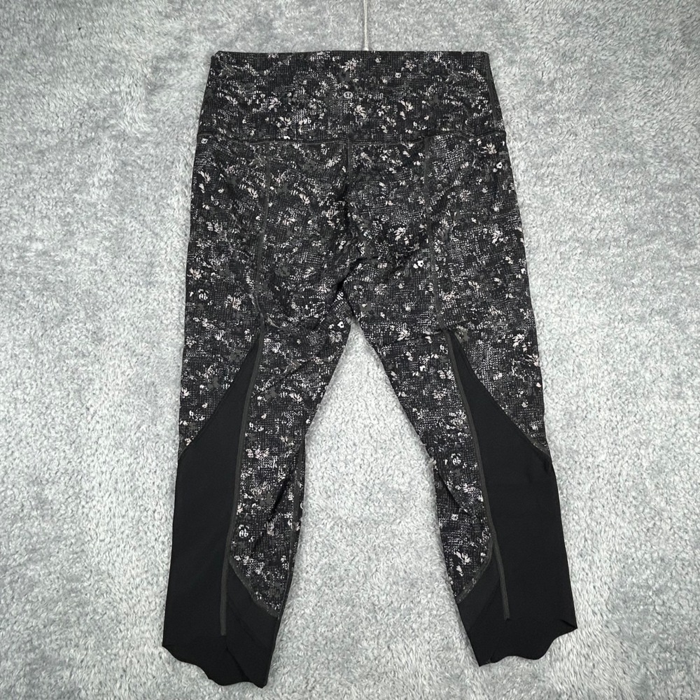 Lululemon Wunder Under High Rise Crop Legging Black White Abstract Print Size 10 - Picture 3 of 7